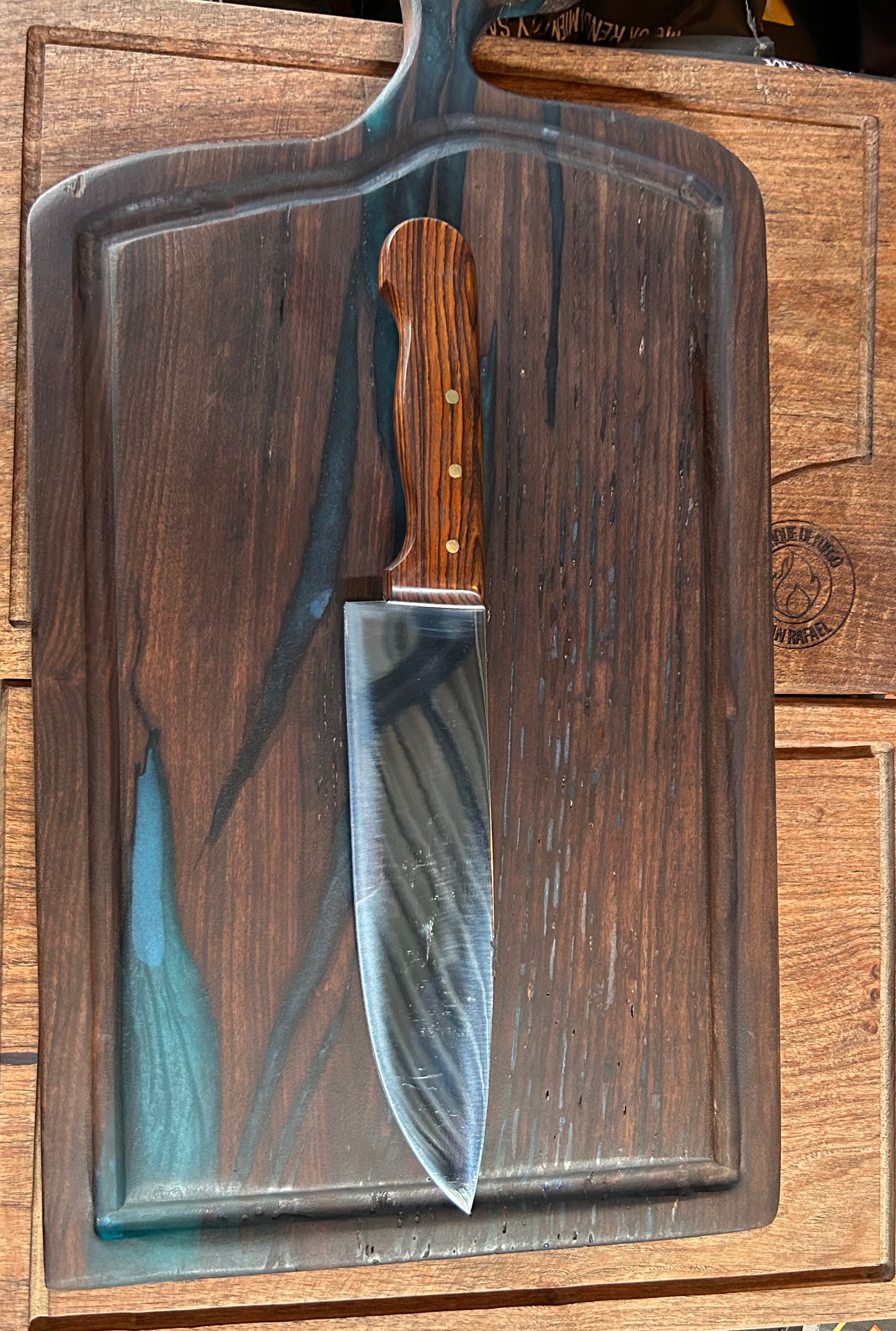 Cuchillo Artesanal estilo Chef con mango Madera Tampiciran